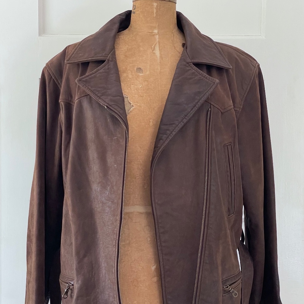 Vintage Brown Belted Leather Jacket | Asymetrial Zipper Closure Medium - Picture 4 of 11